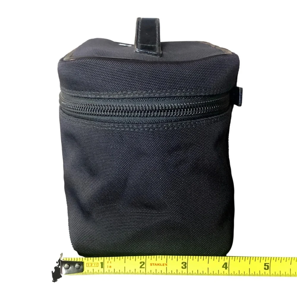 Men GUCCI Black Nylon Toiletry Case Shaving Bag with Leather Top Handle NWOT - Picture 17 of 17